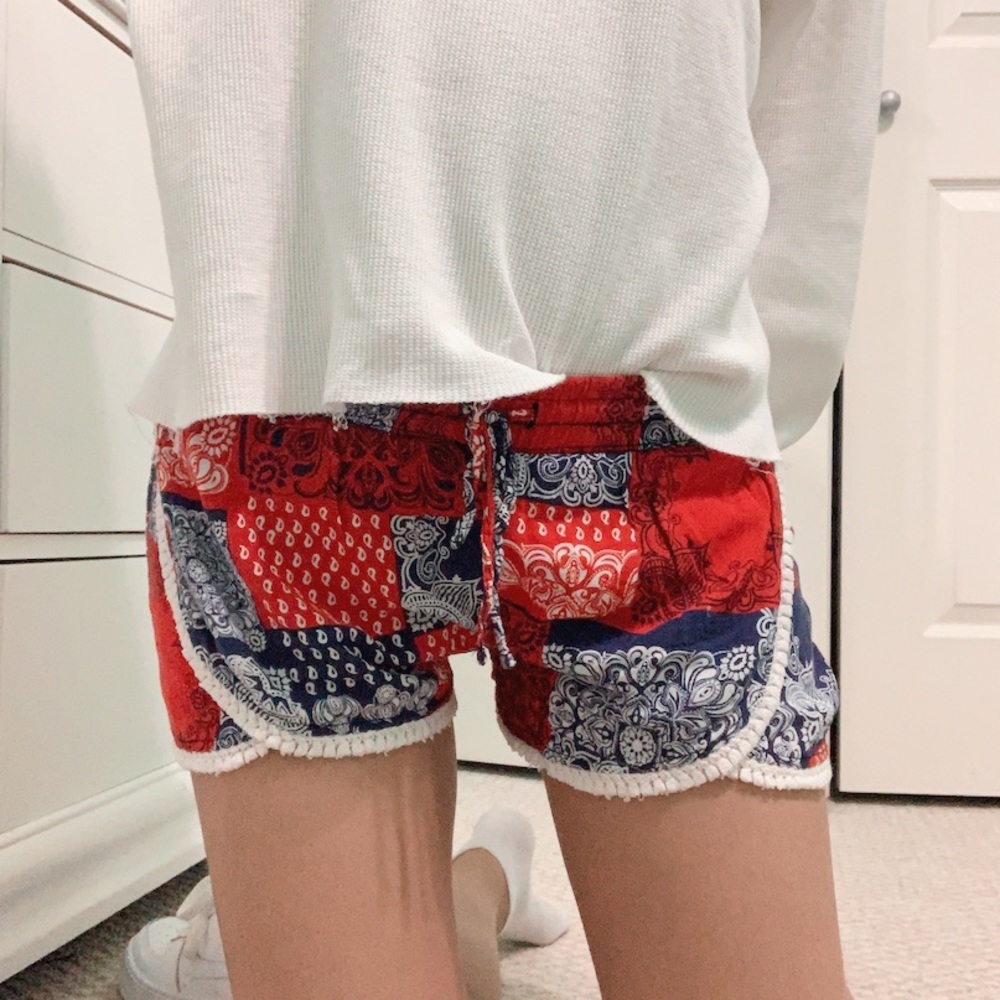 Flowy shorts